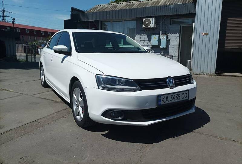 Volkswagen Jetta SE  2014