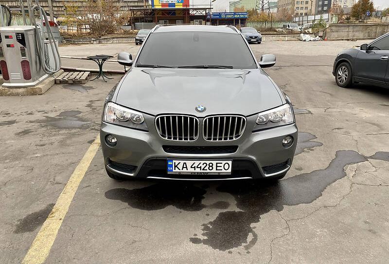 BMW X3 2011