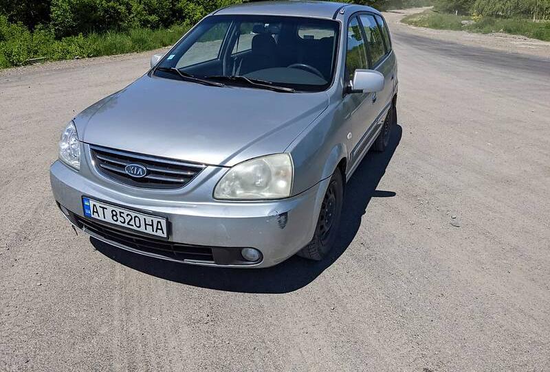Kia Carens II 2005