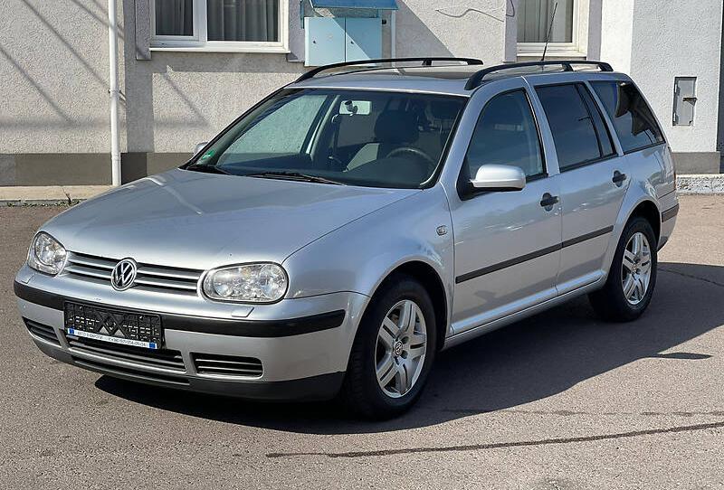 Volkswagen Golf IV 96kwt 2003