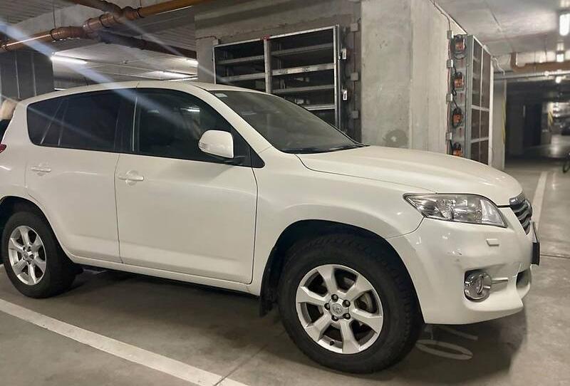 Toyota RAV4 2010