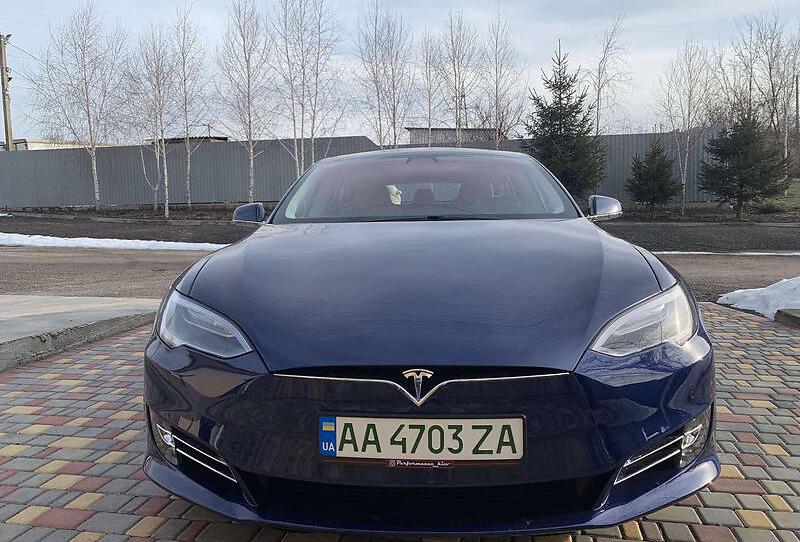 Tesla Model S 2017