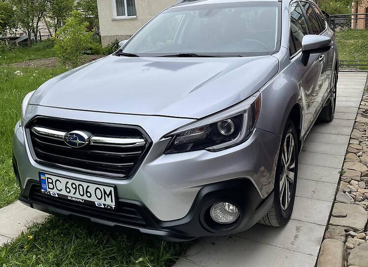 Subaru Outback 2019