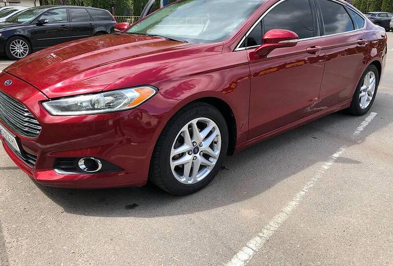 Ford Fusion SE 2014