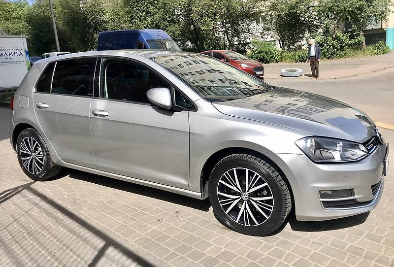 Volkswagen Golf VII ALLSTAR 2016
