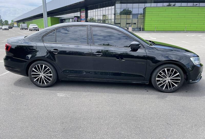 Volkswagen Jetta 2015
