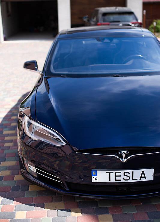 Tesla Model S P85D 700hp Ludicrous 2014