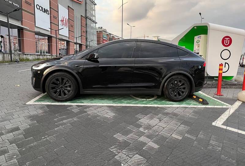 Tesla Model X 100D 2019