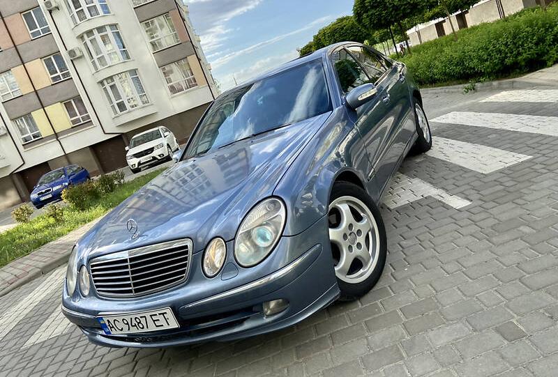 Mercedes-Benz E 220 avangard 2004