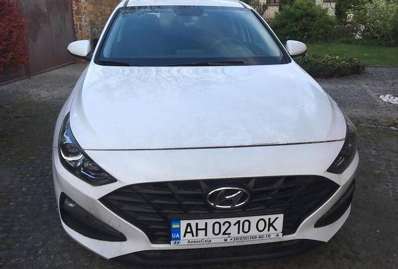 Hyundai i30 2021