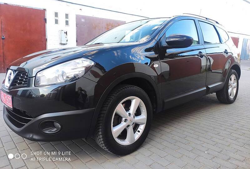 Nissan Qashqai+2 2011