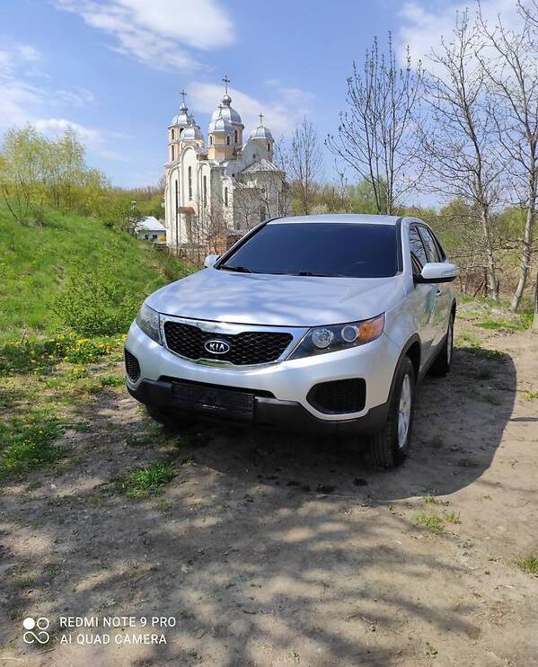 Kia Sorento LLX  2010