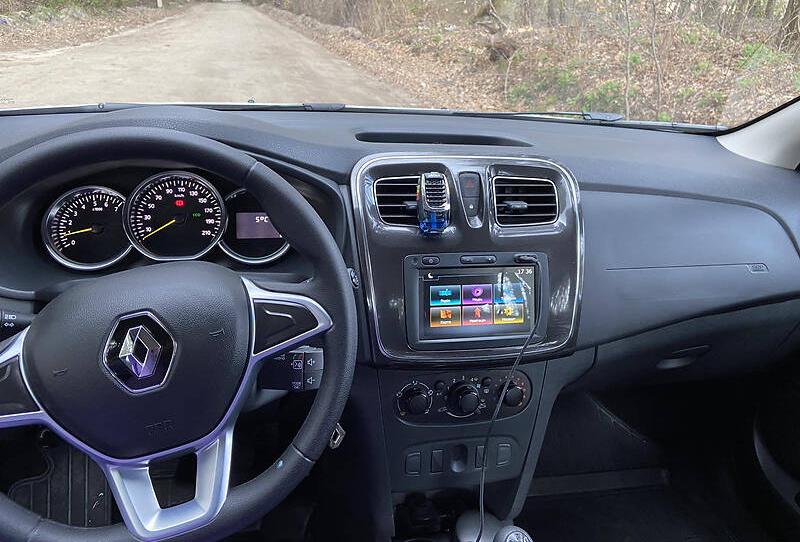 Renault Logan 2021