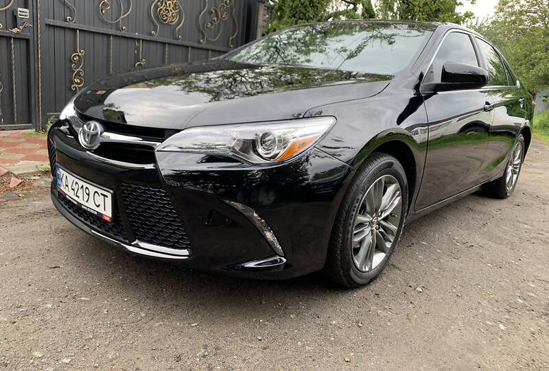 Toyota Camry 2017