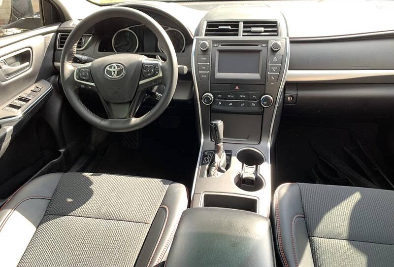 Toyota Camry 2017
