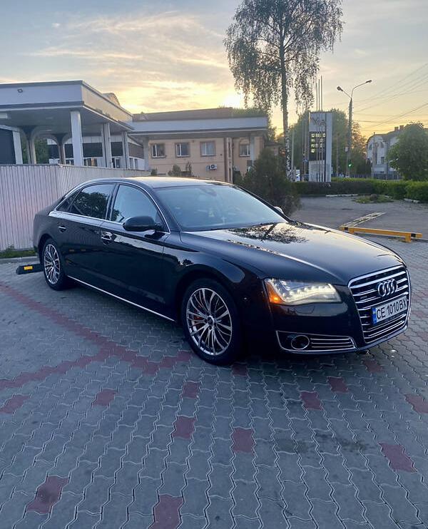 Audi A8 2012