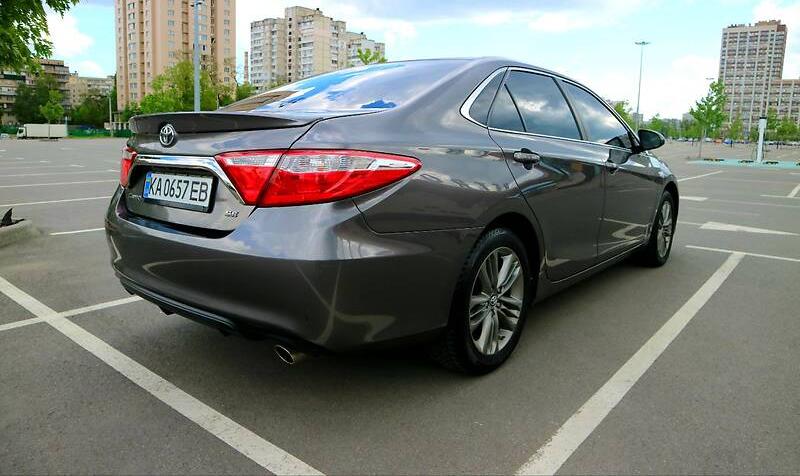 Toyota Camry SE 2016