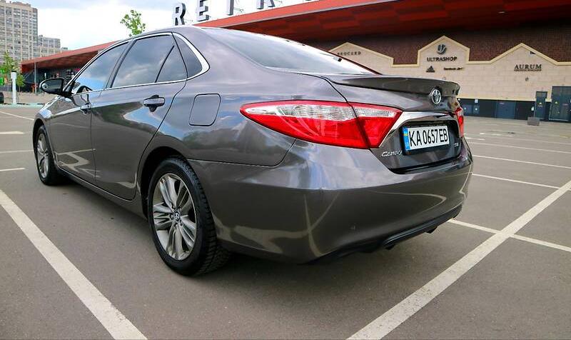 Toyota Camry SE 2016
