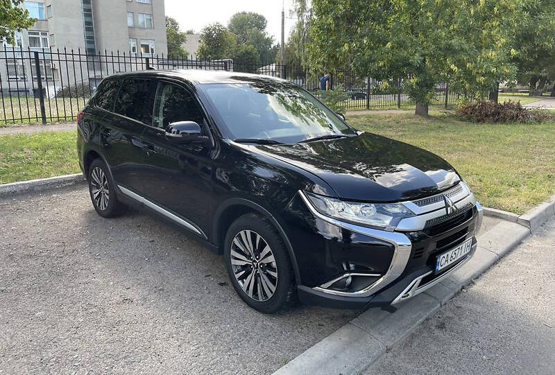 Mitsubishi Outlander 2019
