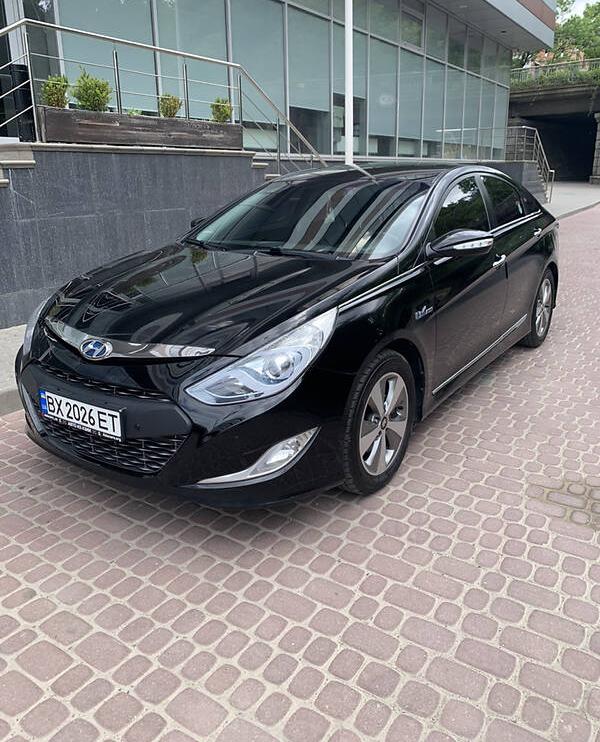 Hyundai Sonata 2011