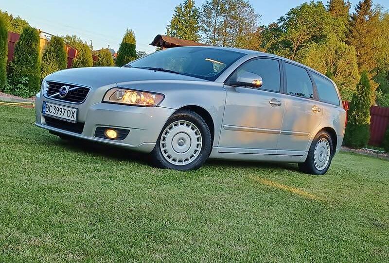Volvo V50 2011