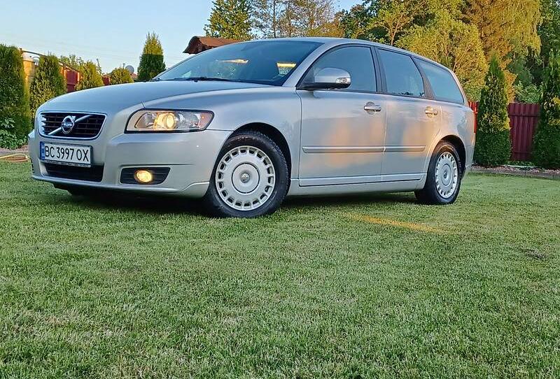 Volvo V50 2011