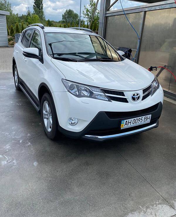 Toyota RAV4 2014