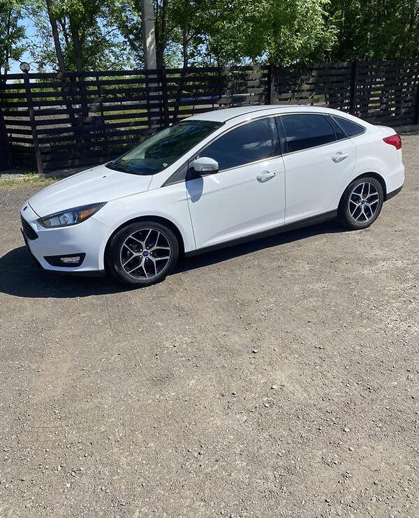 Ford Focus SE ecoboost  2017