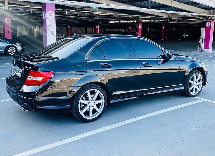 Mercedes-Benz C 300 2013