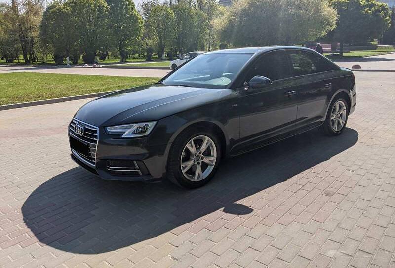 Audi A4 Ultra Premium 2018