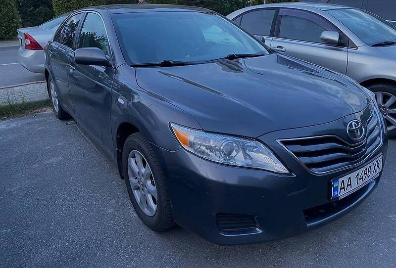 Toyota Camry 2011