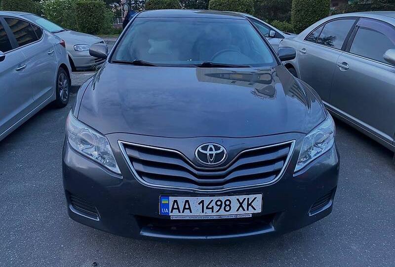 Toyota Camry 2011