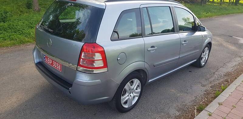 Opel Zafira 2009