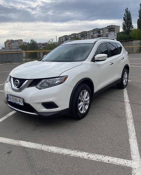 Nissan Rogue SV 2015
