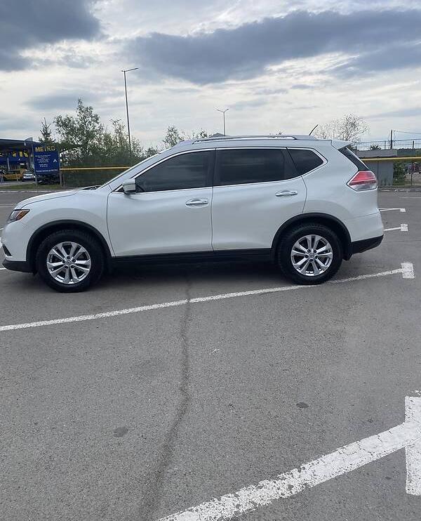 Nissan Rogue SV 2015
