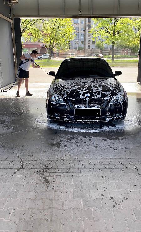 BMW 525 2004