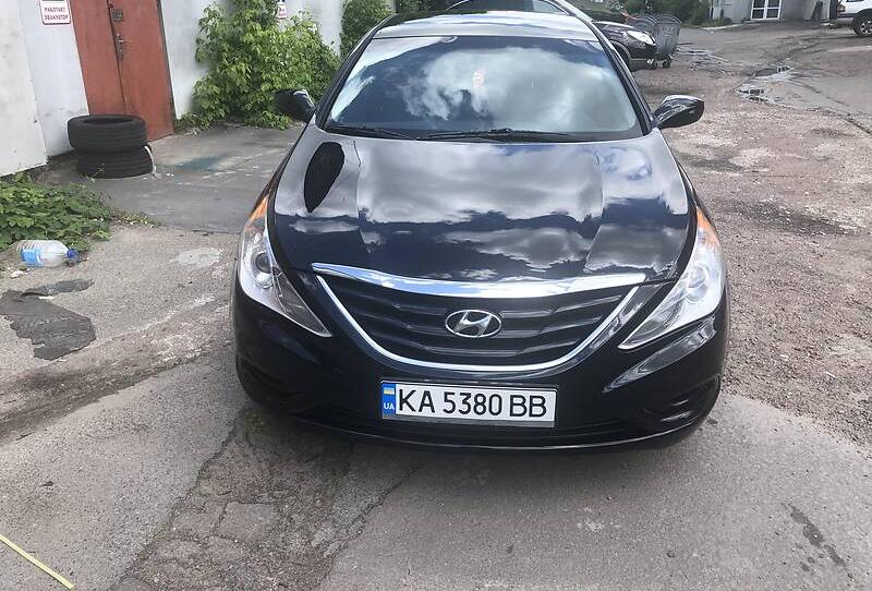 Hyundai Sonata 2011