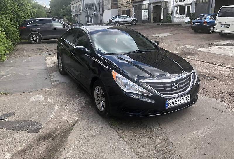 Hyundai Sonata 2011