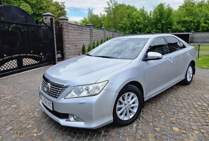Toyota Camry 2011