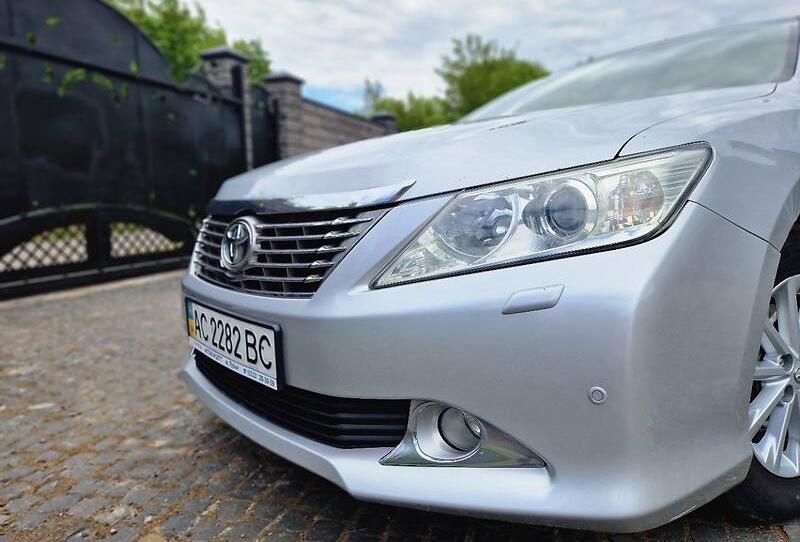 Toyota Camry 2011