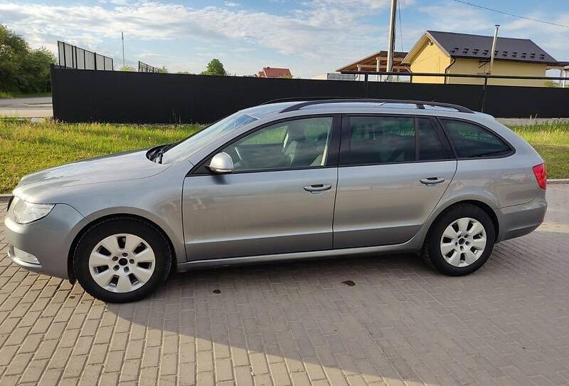 Skoda Superb 2012