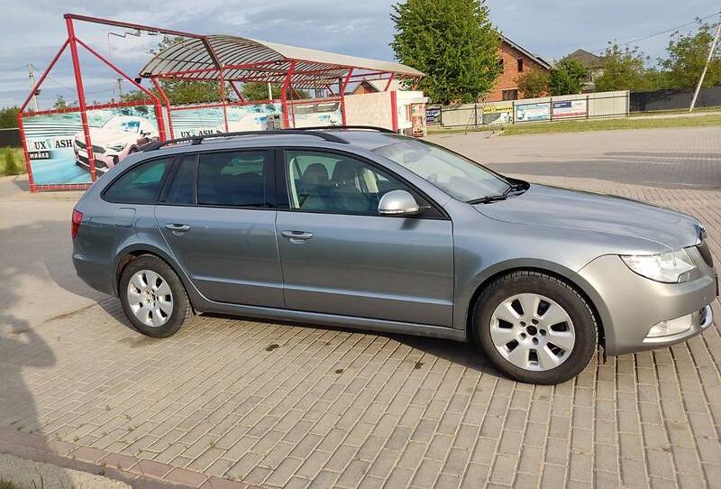 Skoda Superb 2012