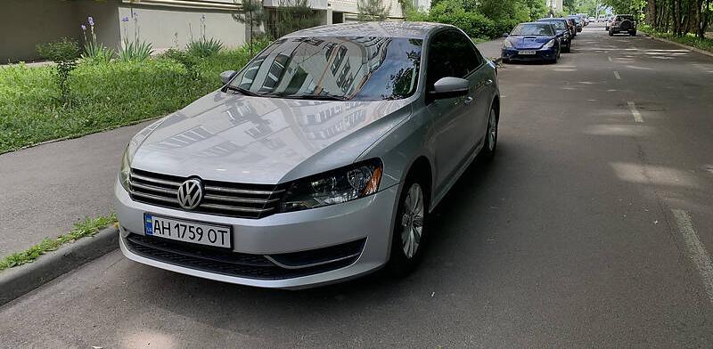 Volkswagen Passat B7 2012