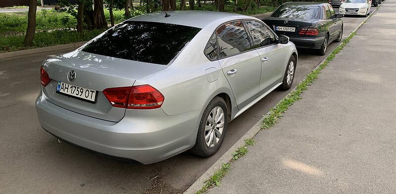 Volkswagen Passat B7 2012