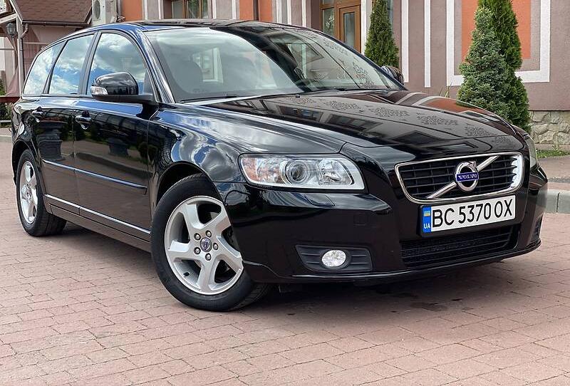 Volvo V50 SUMMUM EDITION  2012