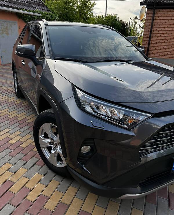 Toyota RAV4 2021