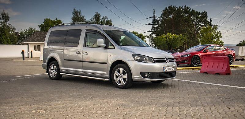Volkswagen Caddy пасс. Maxi  2012