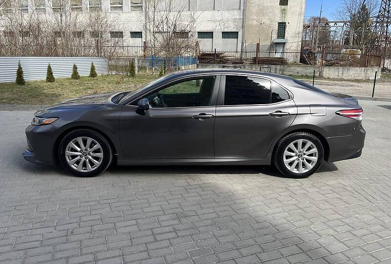Toyota Camry 2018