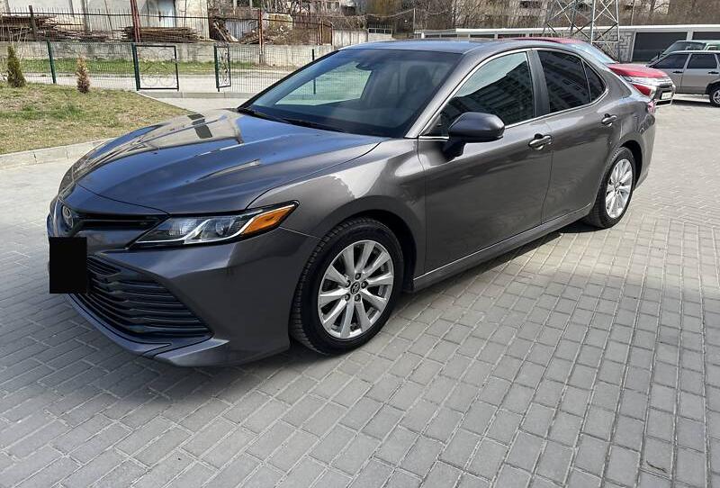 Toyota Camry 2018