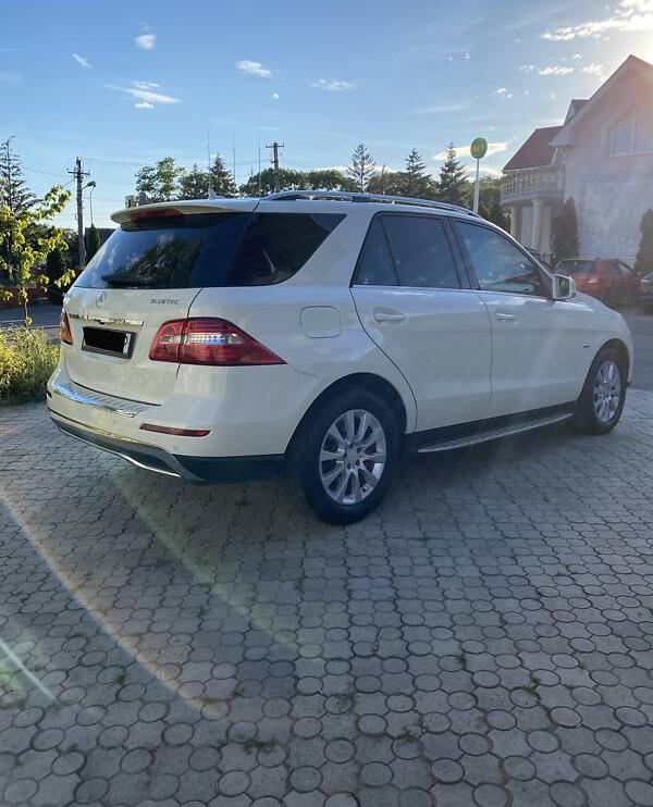 Mercedes-Benz ML 350 2012